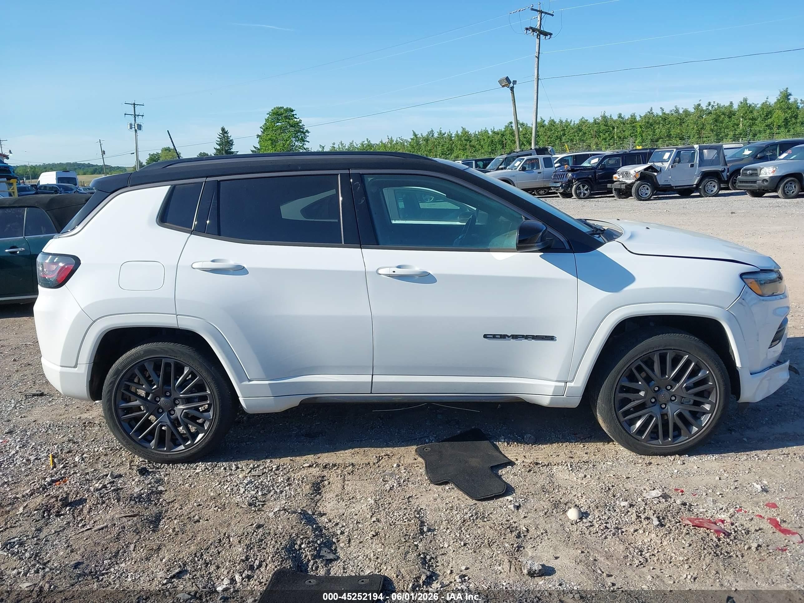 2022 Jeep Compass Limited White vin: 3C4NJDCB4NT181900