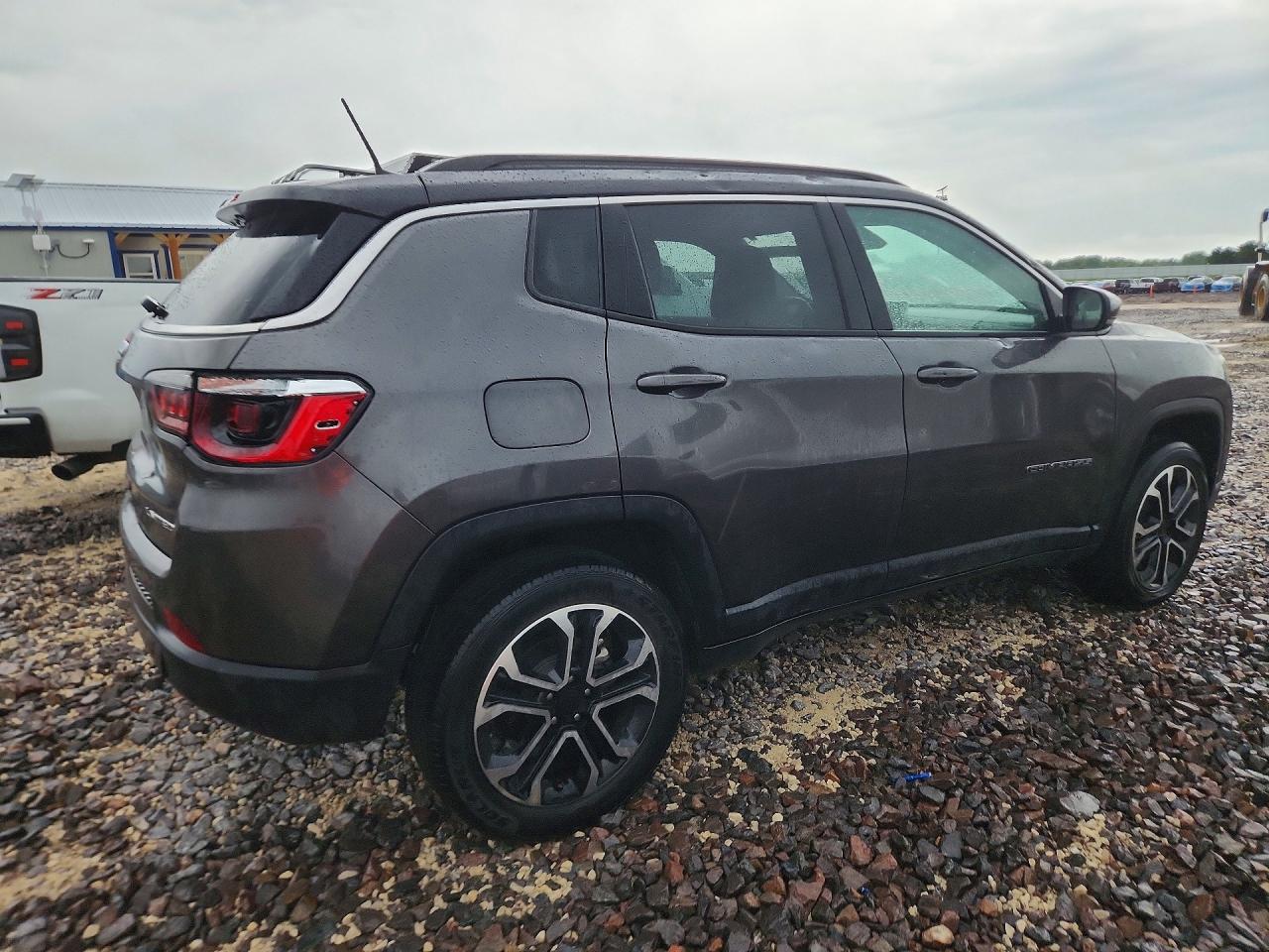 2022 Jeep Compass Limited Charcoal vin: 3C4NJDCB4NT199751