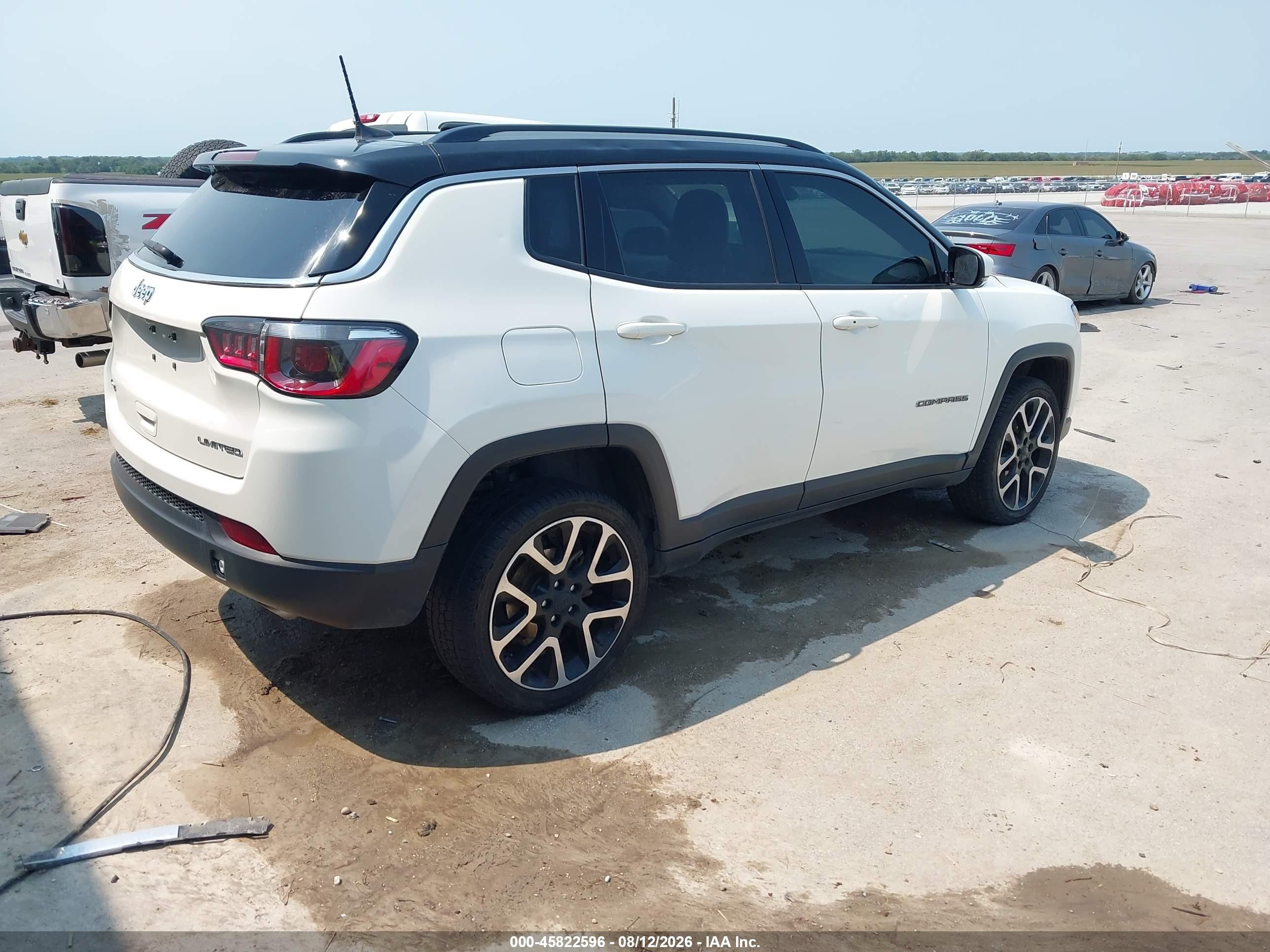 2018 Jeep Compass Limited 4x4 White vin: 3C4NJDCB5JT223775