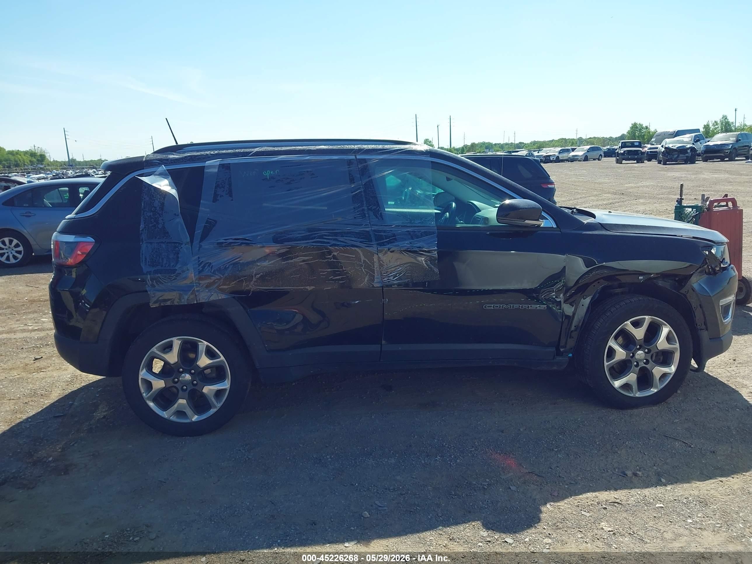 2019 Jeep Compass Limited 4x4 Black vin: 3C4NJDCB5KT638418