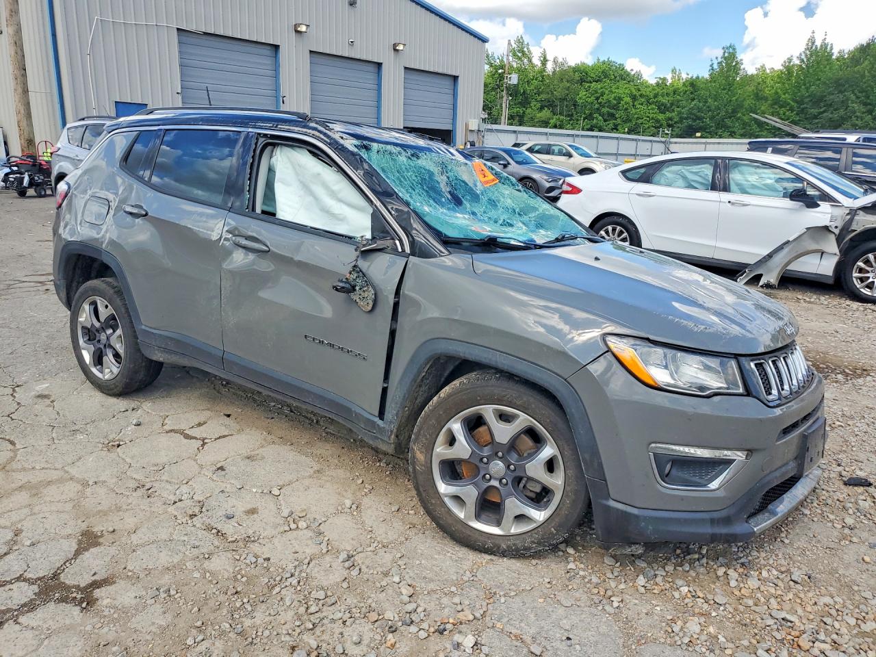 2020 Jeep Compass Limited Gray vin: 3C4NJDCB5LT155707