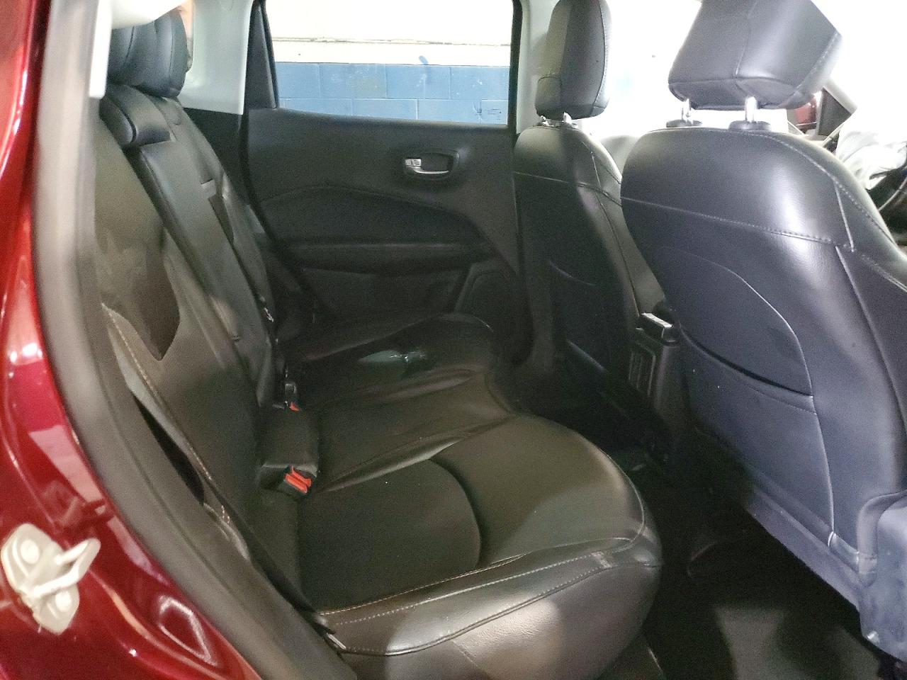 2020 Jeep Compass Limited Burgundy vin: 3C4NJDCB5LT238991