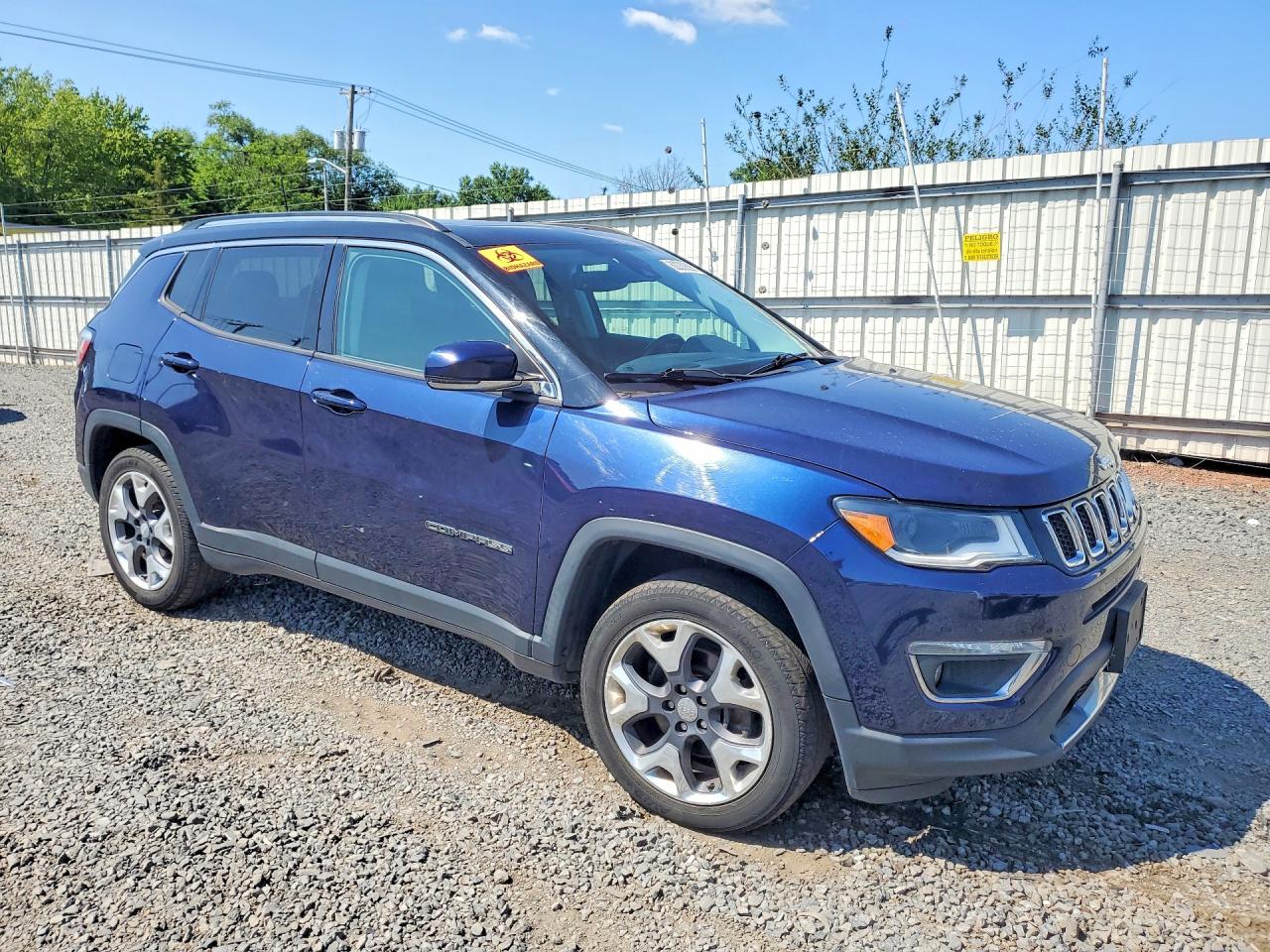 2018 Jeep Compass Limited Blue vin: 3C4NJDCB6JT134345