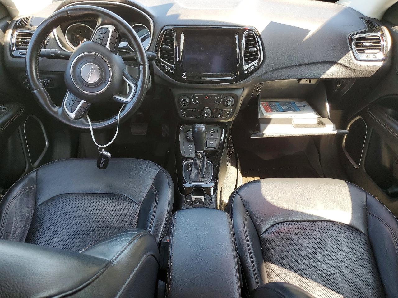 2018 Jeep Compass Limited Blue vin: 3C4NJDCB6JT134345