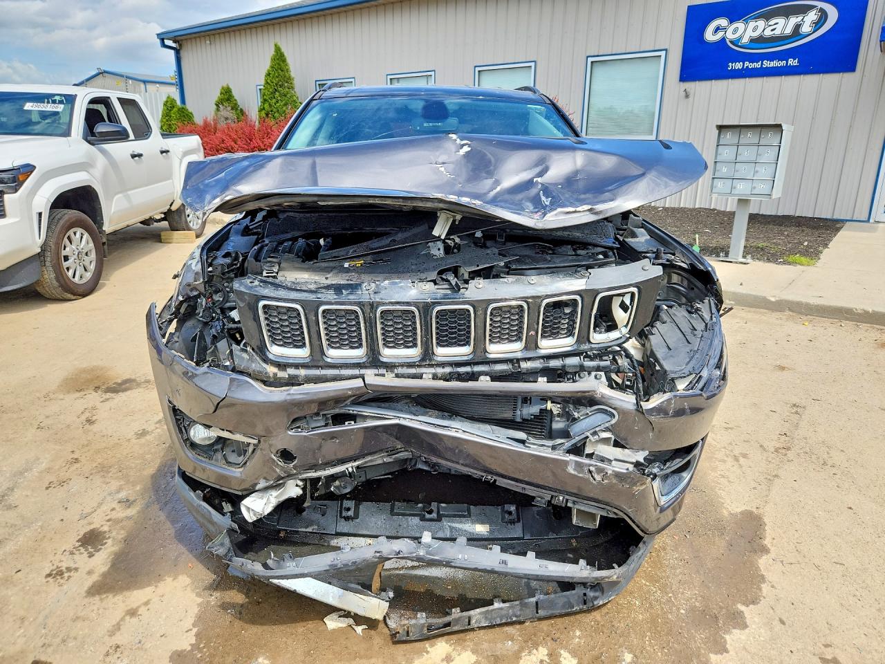 2019 Jeep Compass Limited Серый vin: 3C4NJDCB6KT666244