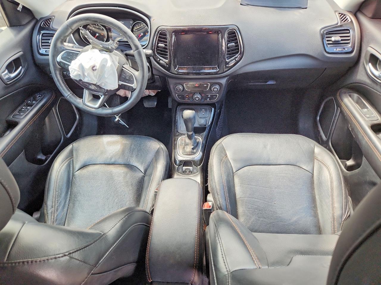 2019 Jeep Compass Limited Серый vin: 3C4NJDCB6KT666244