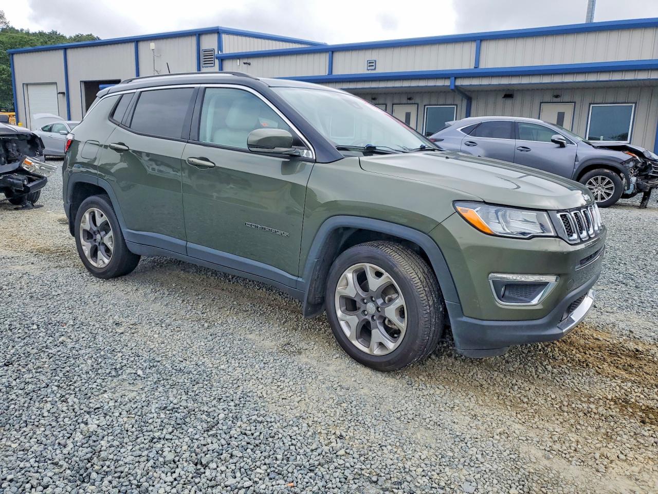 2021 Jeep Compass Limited Green vin: 3C4NJDCB7MT579567