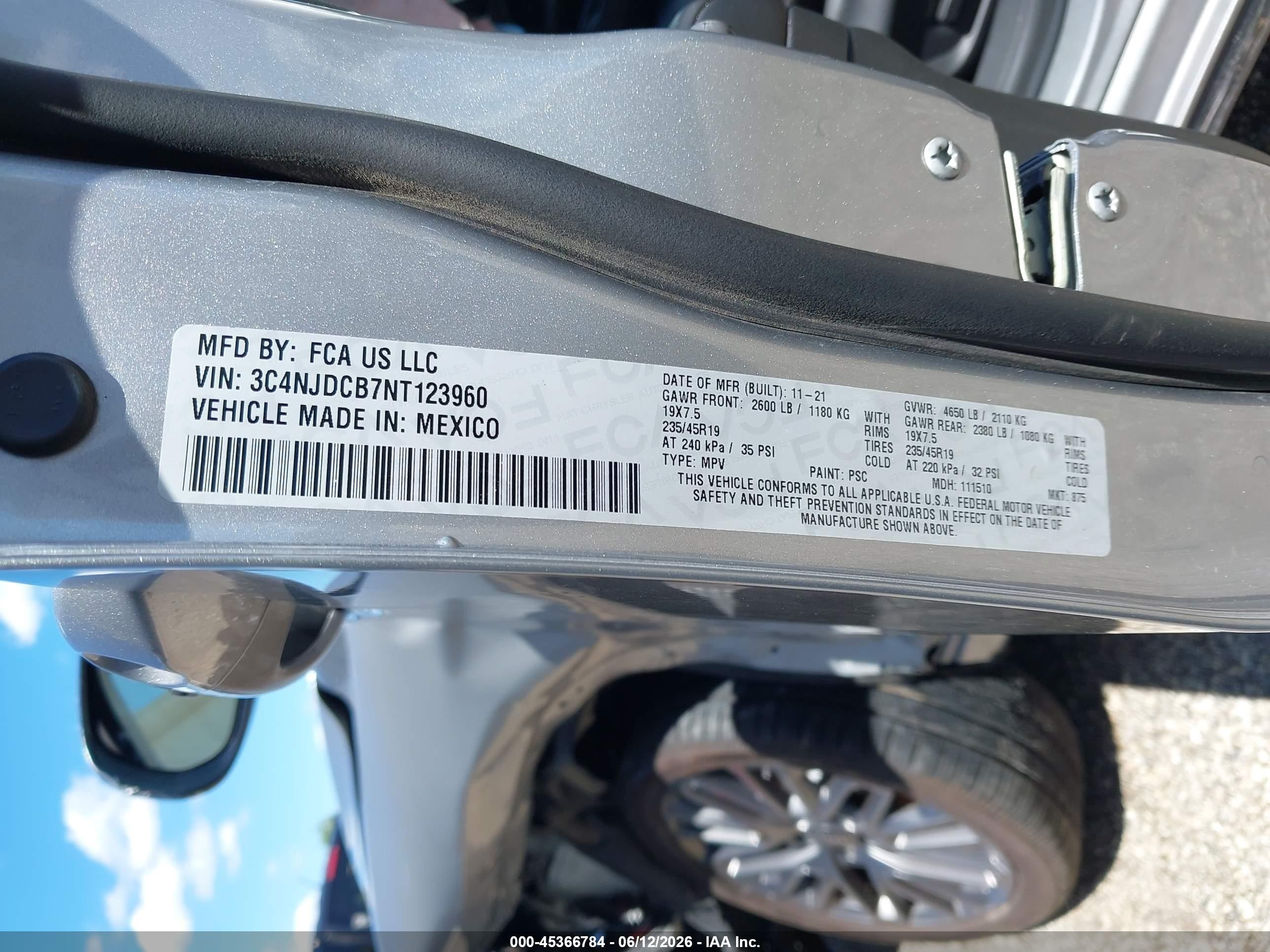 2022 Jeep Compass High Altitude 4x4 Серебряный vin: 3C4NJDCB7NT123960