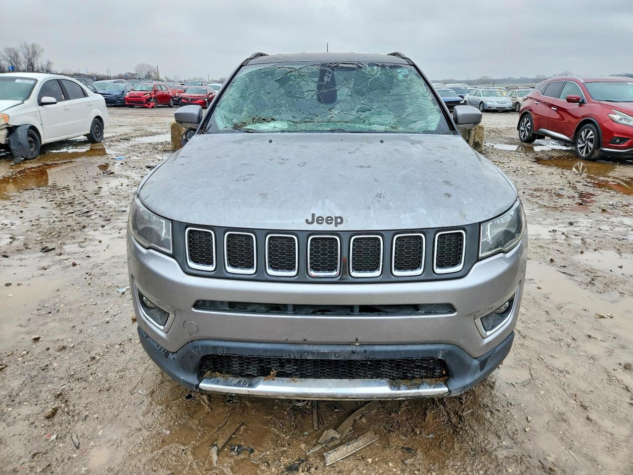 2018 Jep Compass Limited Silver vin: 3C4NJDCB8JT372472