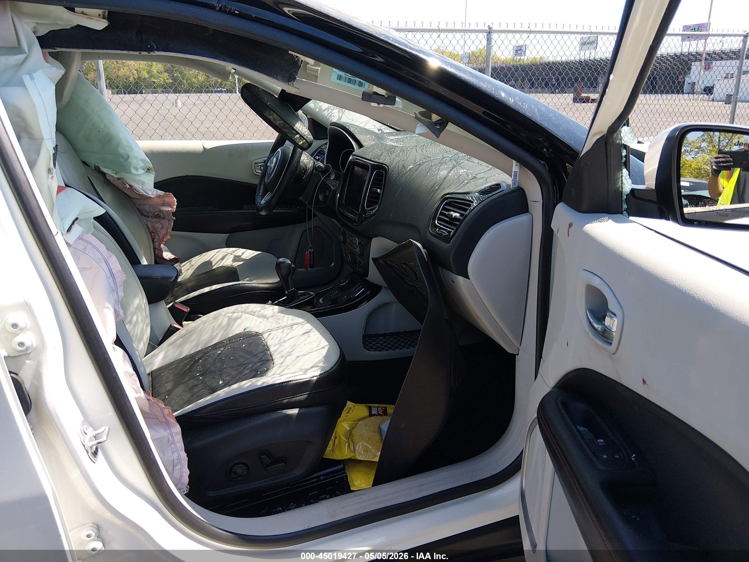 2021 Jeep Compass Limited 4x4 White vin: 3C4NJDCB8MT506918
