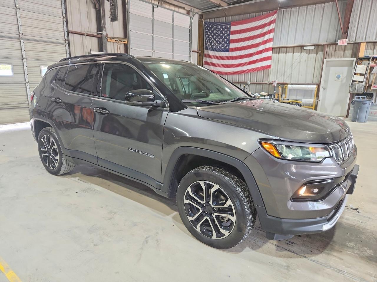 2022 Jeep Compass Limited Charcoal vin: 3C4NJDCB8NT209309