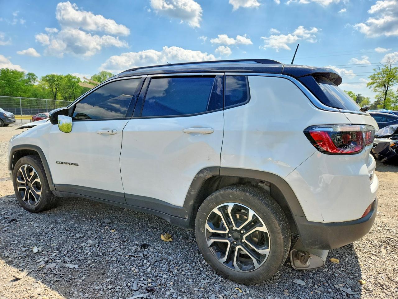 2022 Jeep Compass Limited White vin: 3C4NJDCB8NT223727