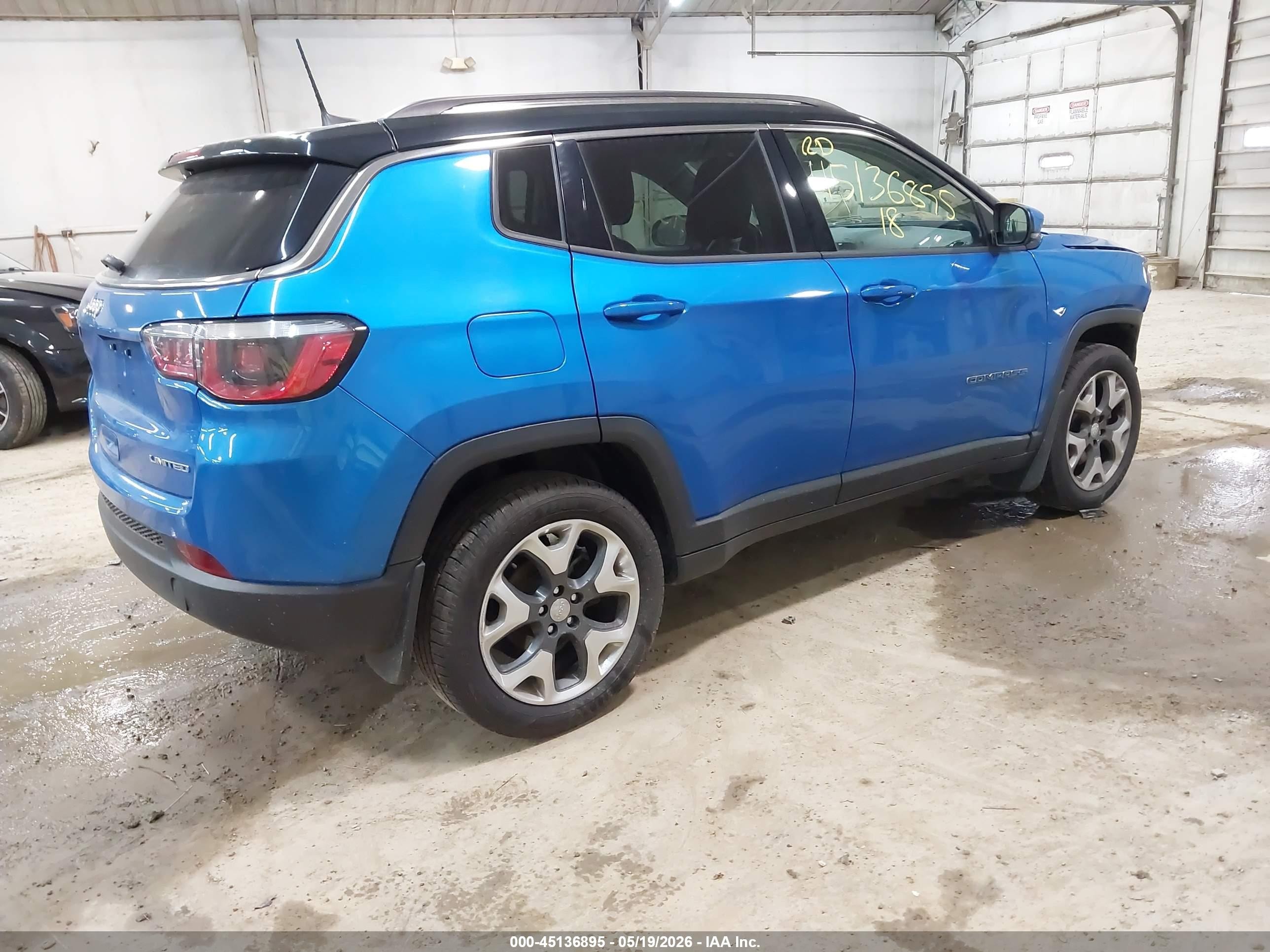 2018 Jeep Compass Limited 4x4 Синий vin: 3C4NJDCB9JT117085