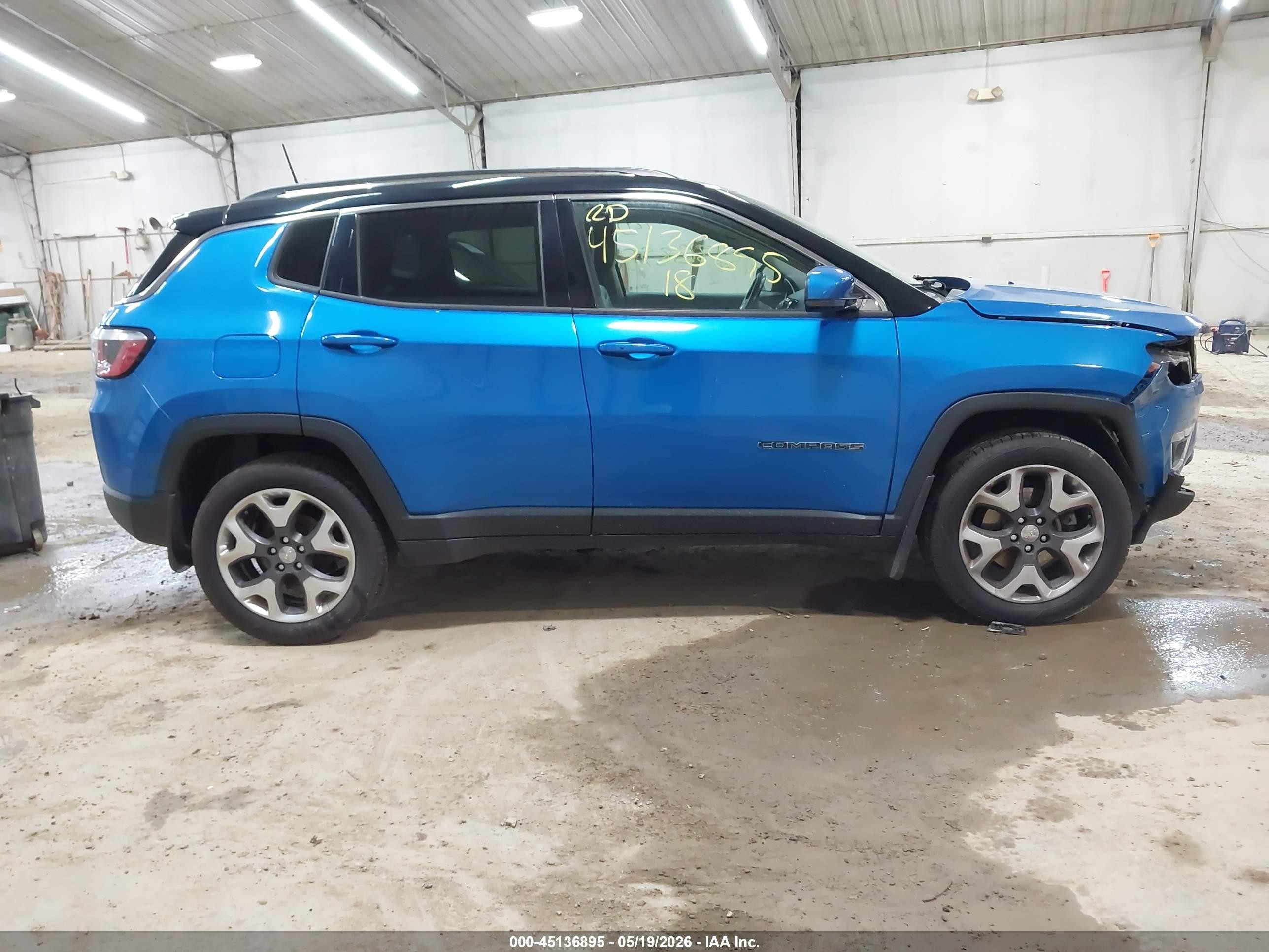 2018 Jeep Compass Limited 4x4 Синий vin: 3C4NJDCB9JT117085