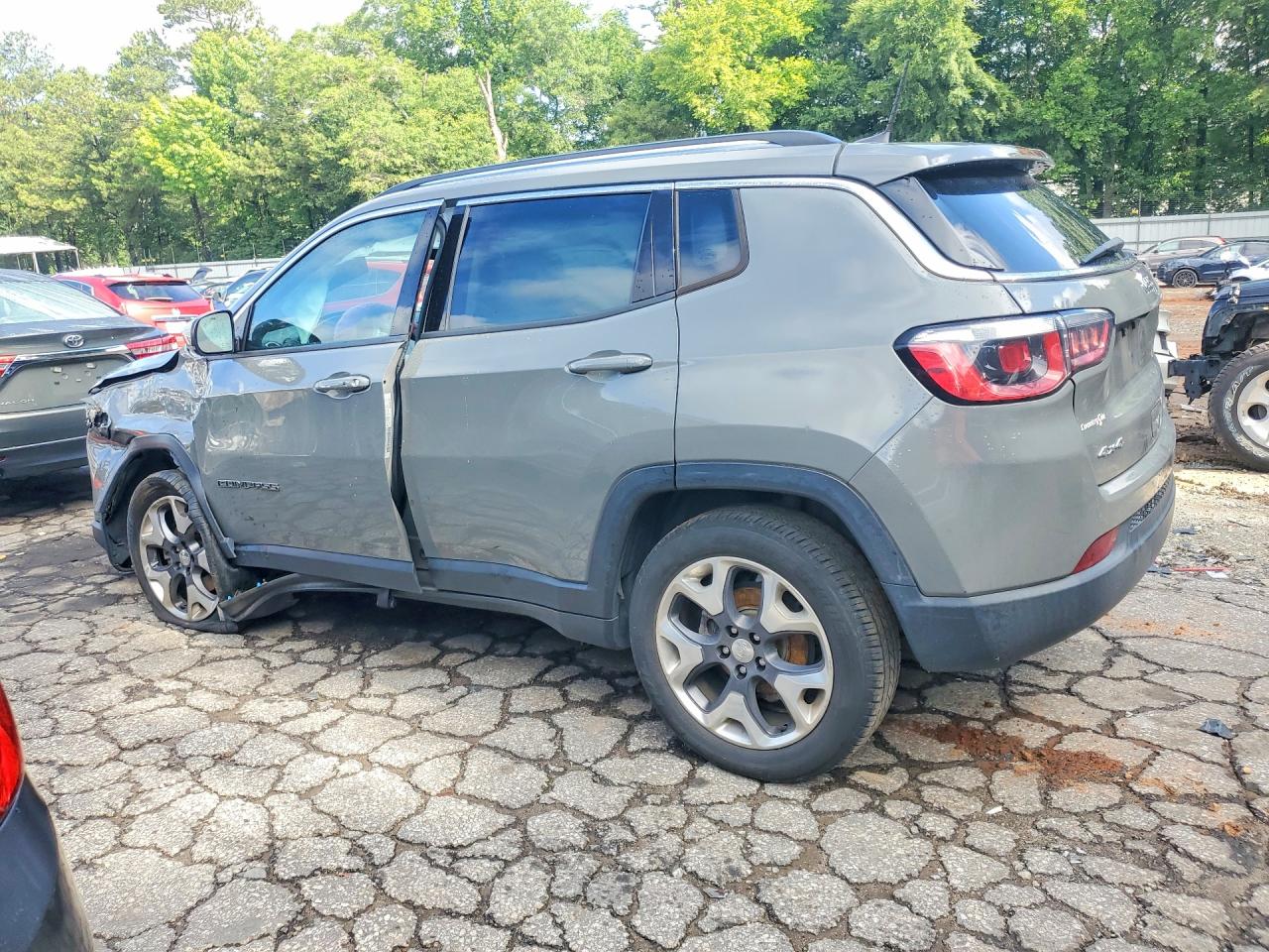 2020 Jeep Compass Limited Charcoal vin: 3C4NJDCB9LT137050