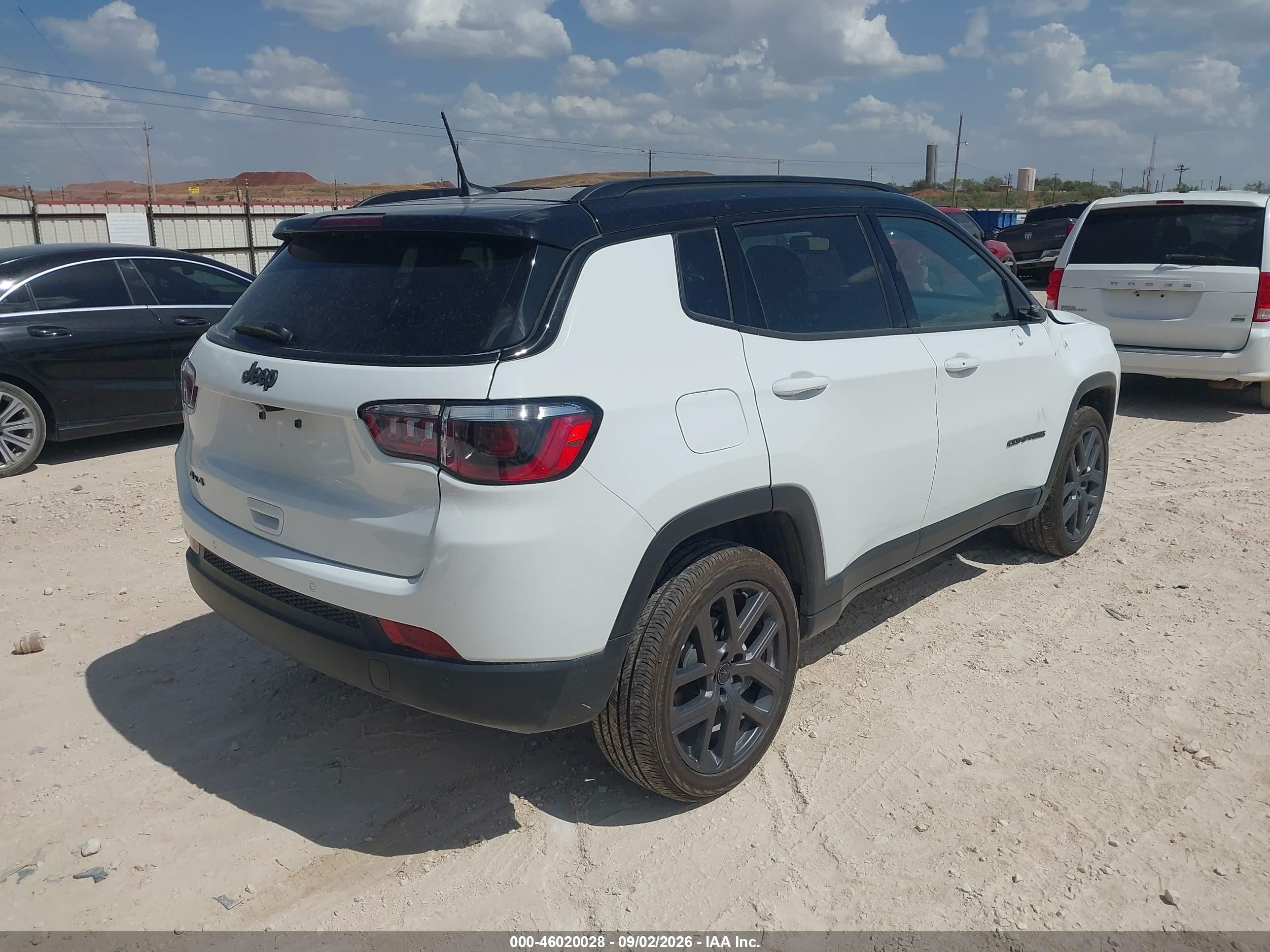 2026 Jeep Compass Limited Altitude White vin: 3C4NJDCN0TT214317