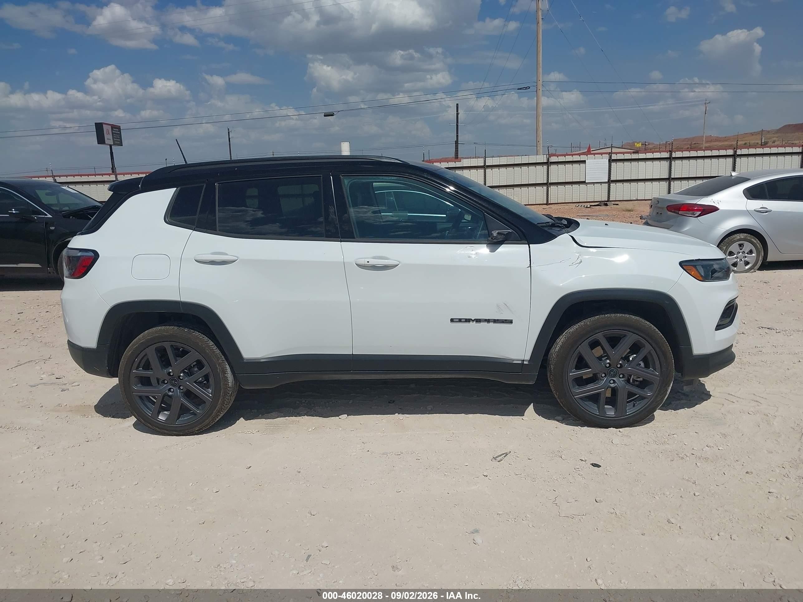 2026 Jeep Compass Limited Altitude White vin: 3C4NJDCN0TT214317