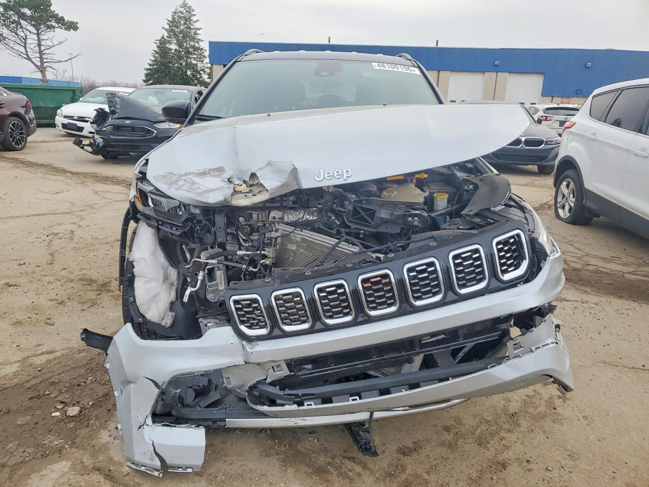 2024 Jeep Compass Limited Серебряный vin: 3C4NJDCN1RT128989
