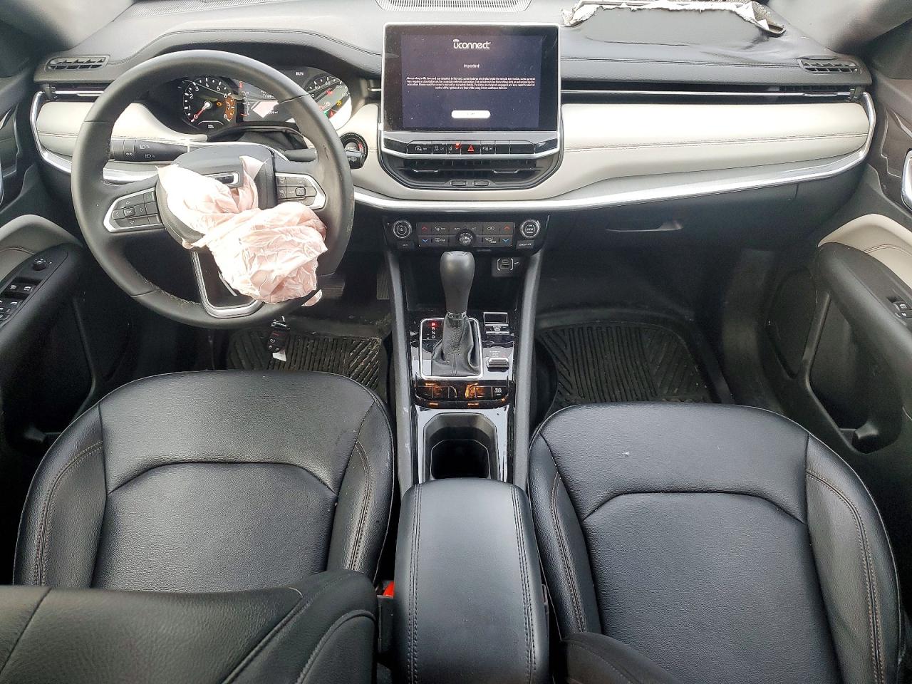 2024 Jeep Compass Limited Серебряный vin: 3C4NJDCN1RT128989