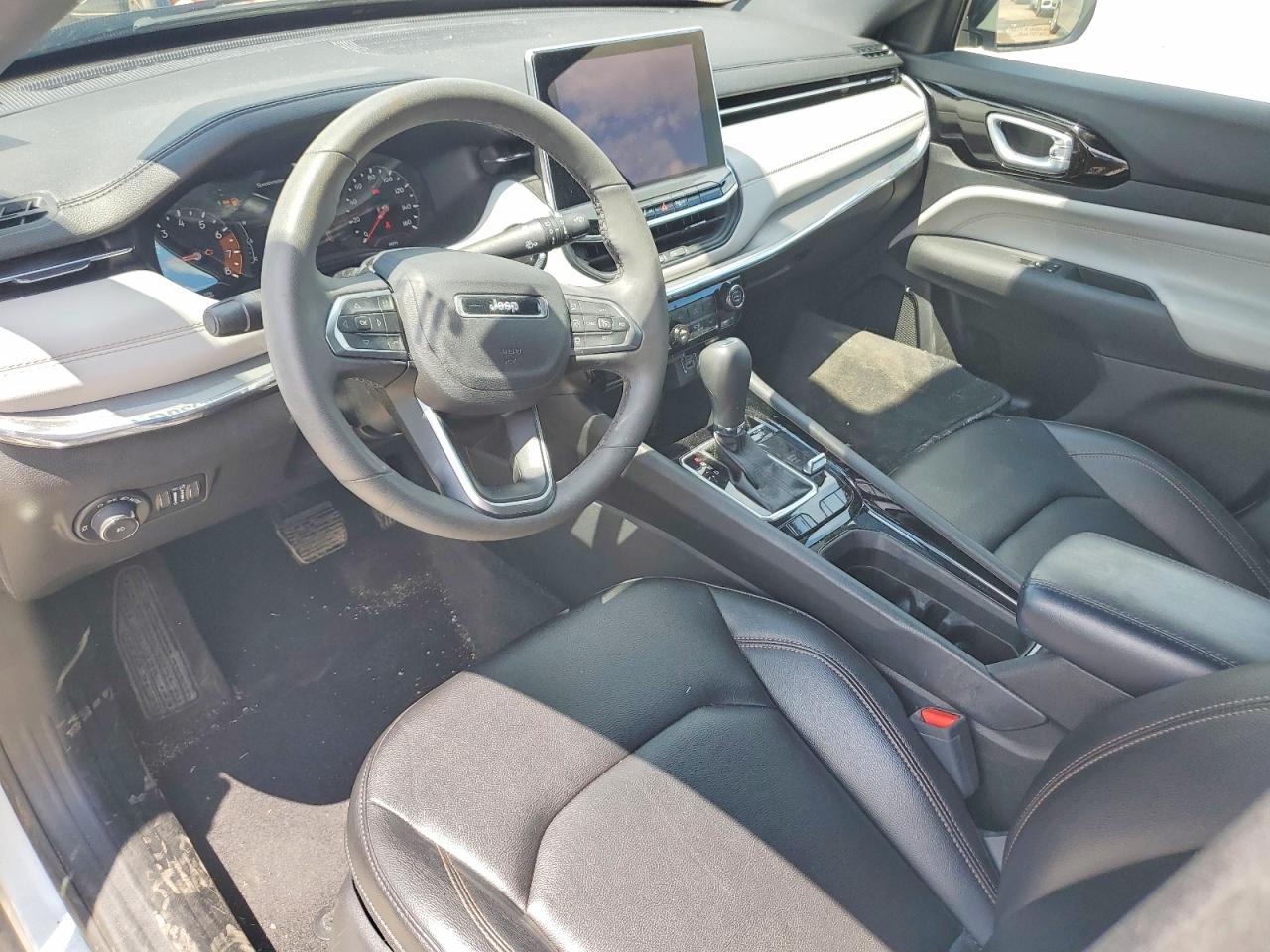 2024 Jeep Compass Limited White vin: 3C4NJDCN1RT591862