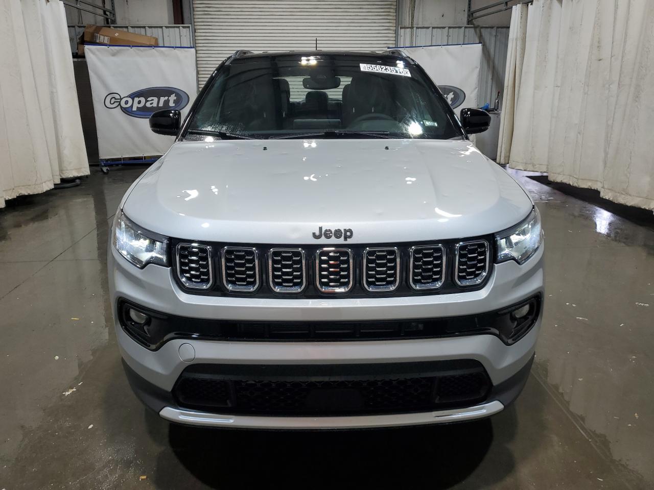 2026 Jeep Compass Limited Серебряный vin: 3C4NJDCN1TT244202 Damage: Hood, Hail Damage, 10 Or More