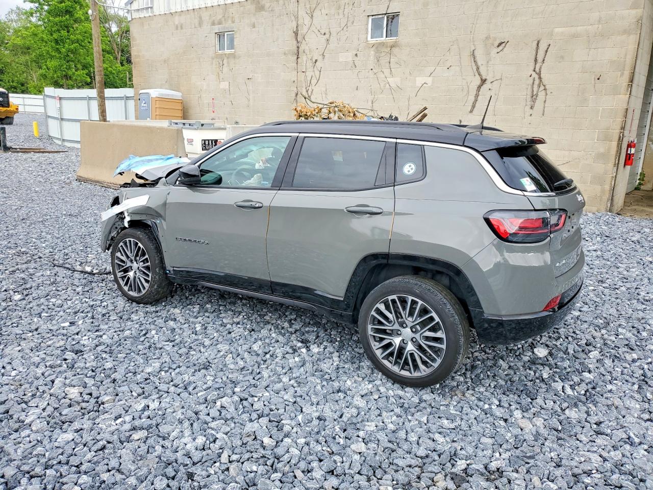 2023 Jeep Compass Limited Серый vin: 3C4NJDCN2PT543140