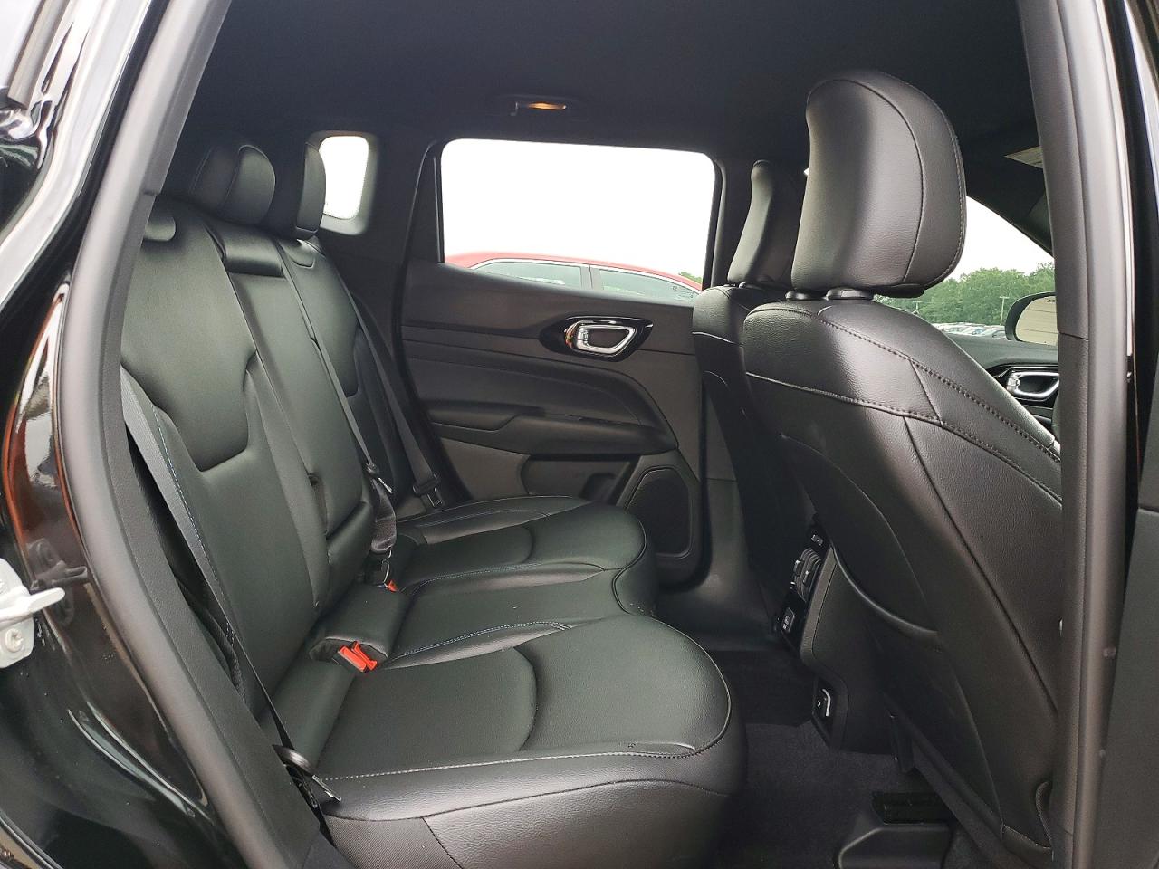 2026 Jeep Compass Limited Black vin: 3C4NJDCN2TT169722