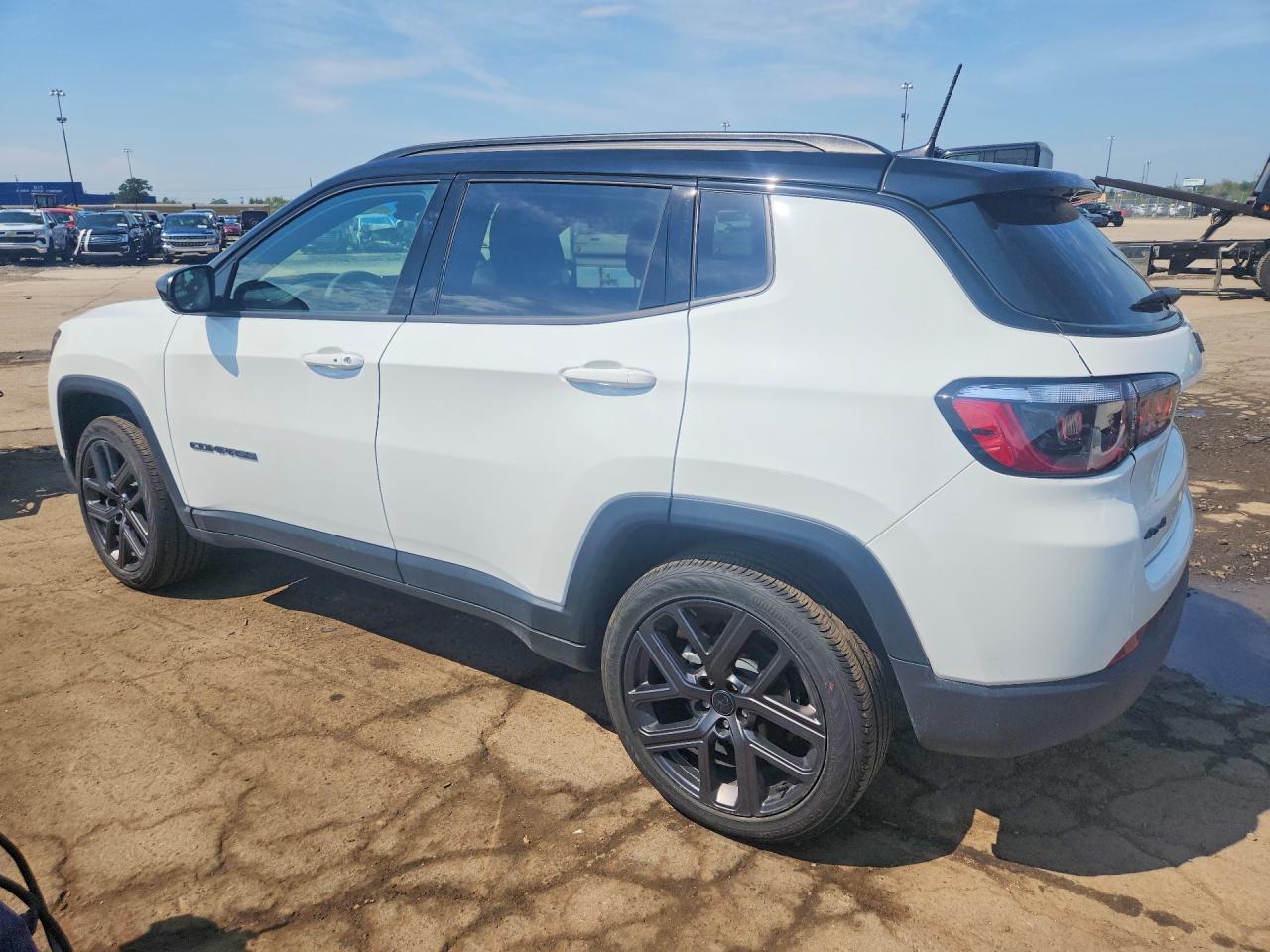 2026 Jeep Compass Limited White vin: 3C4NJDCN2TT171759