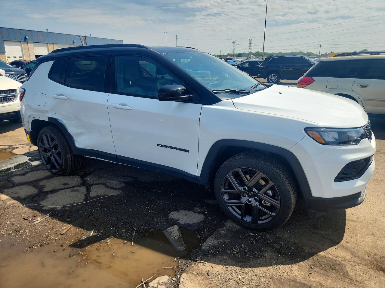 2026 Jeep Compass Limited White vin: 3C4NJDCN2TT171759