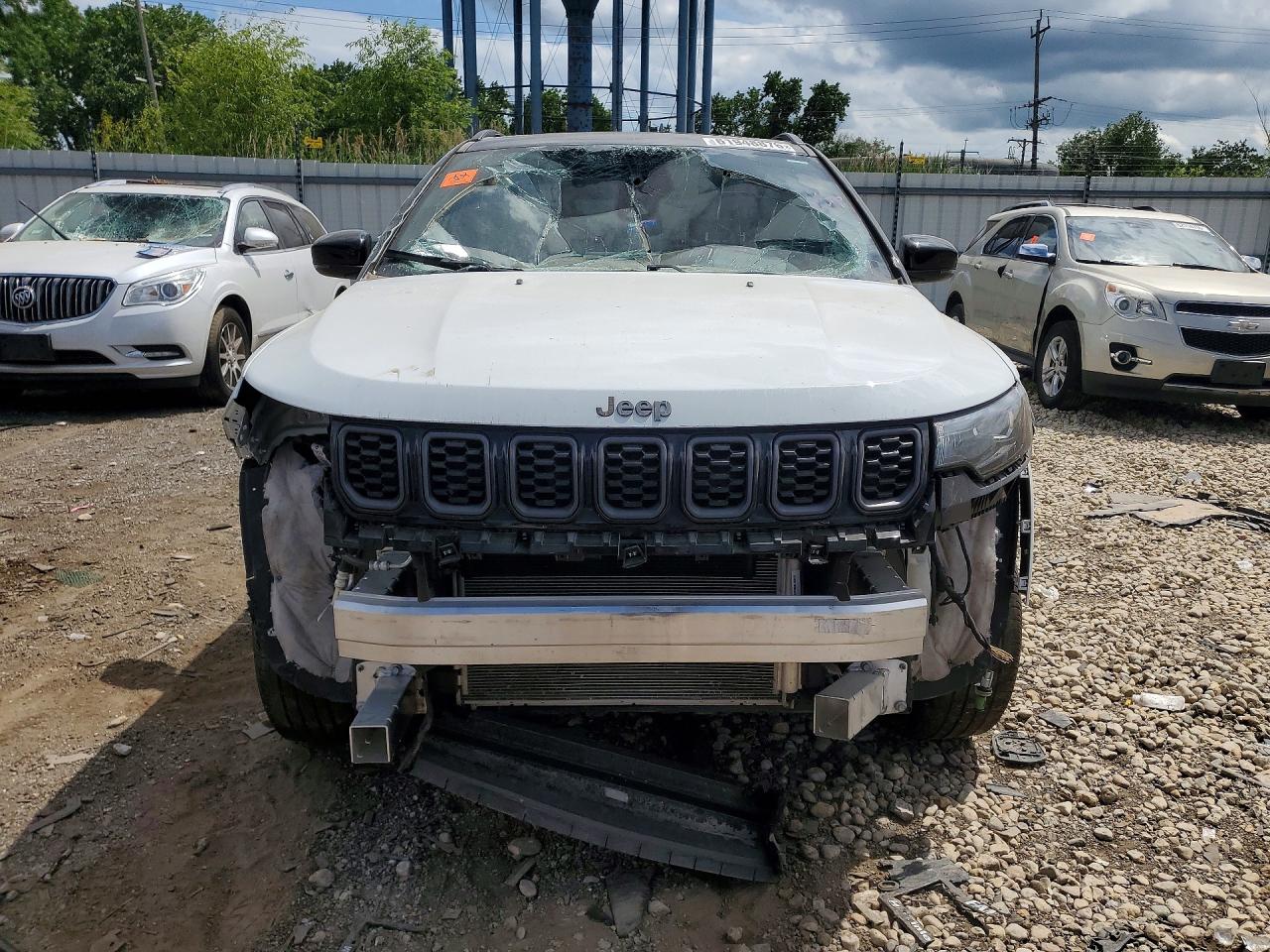 2025 Jeep Compass Limited White vin: 3C4NJDCN4ST572129