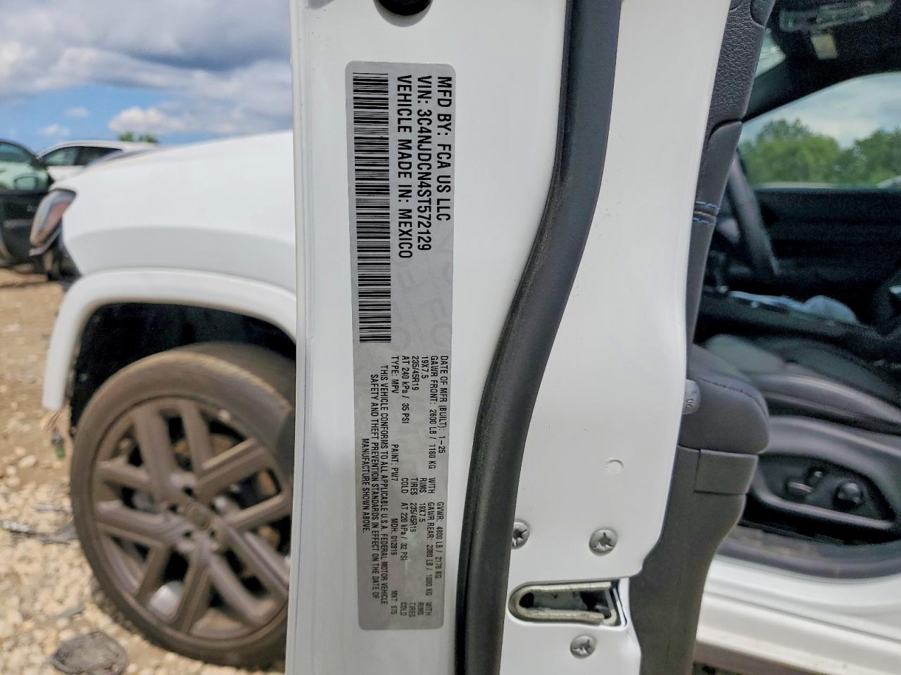 2025 Jeep Compass Limited White vin: 3C4NJDCN4ST572129