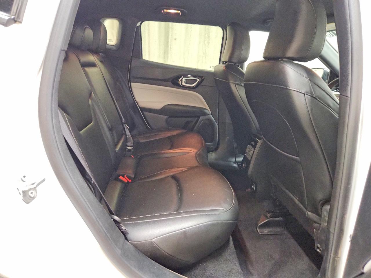 2026 Jeep Compass Limited Белый vin: 3C4NJDCN5TT187003