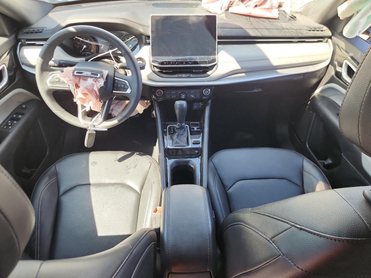 2025 Jeep Compass Limited White vin: 3C4NJDCN6ST505001 Damage: Airbag - Front Right, Deployed, Replacement Required