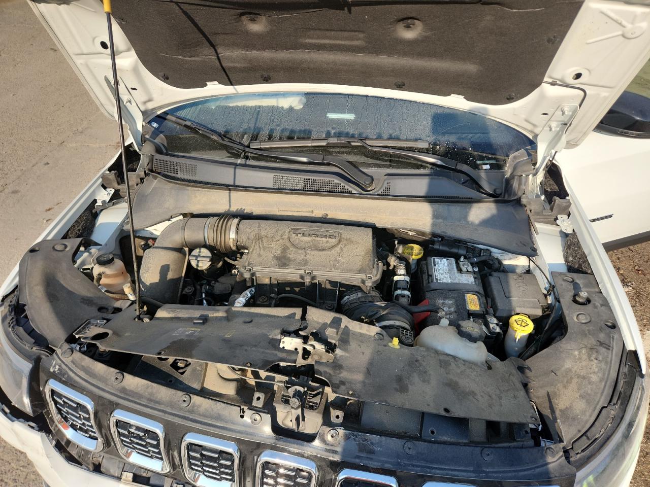 2025 Jeep Compass Limited Белый vin: 3C4NJDCN7ST507047 Damage: Left Front Rail, Kinked, > 12 Inches