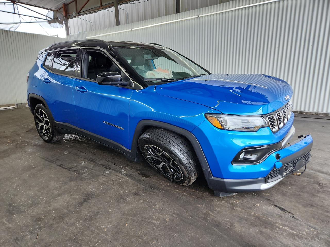 2026 Jeep Compass Limited Blue vin: 3C4NJDCN7TT224293 Damage: Right Front Door, Dent(S) W/ Paint Dmg, 1 To 2 Inches