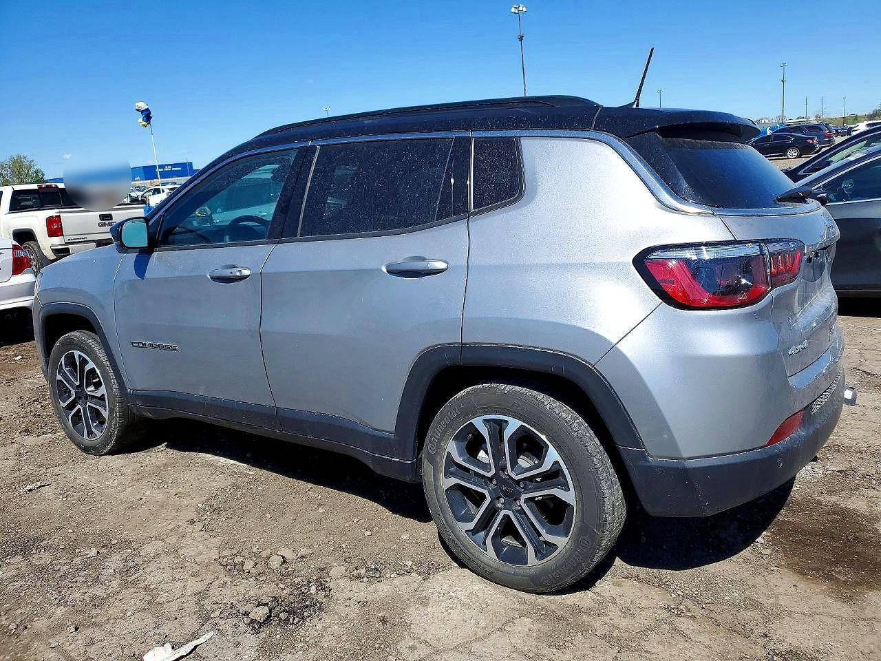 2023 Jeep Compass Limited Silver vin: 3C4NJDCNXPT509043