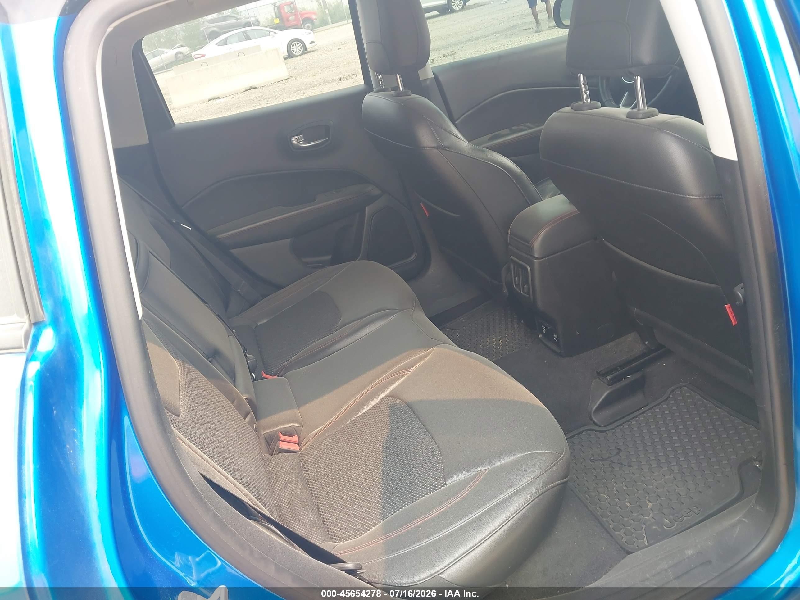 2018 Jeep Compass Trailhawk Синий vin: 3C4NJDDB1JT417170