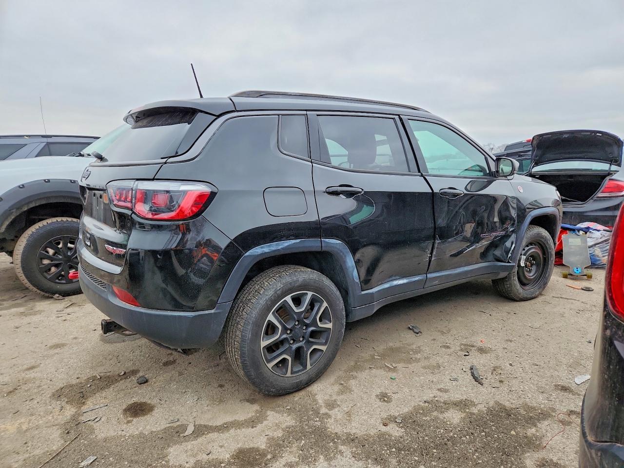 2018 Jeep Compass Trailhawk Черный vin: 3C4NJDDB1JT485839