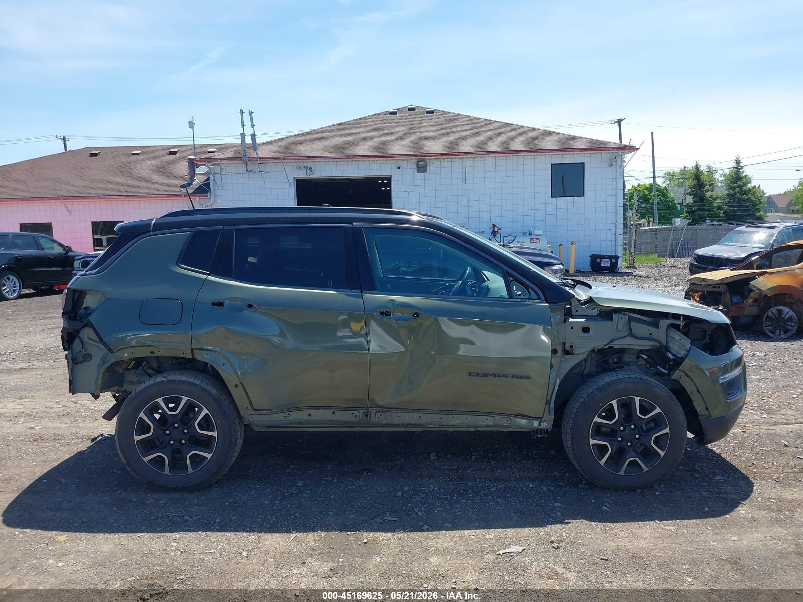 2019 Jeep Compass Trailhawk 4x4 Green vin: 3C4NJDDB1KT682530