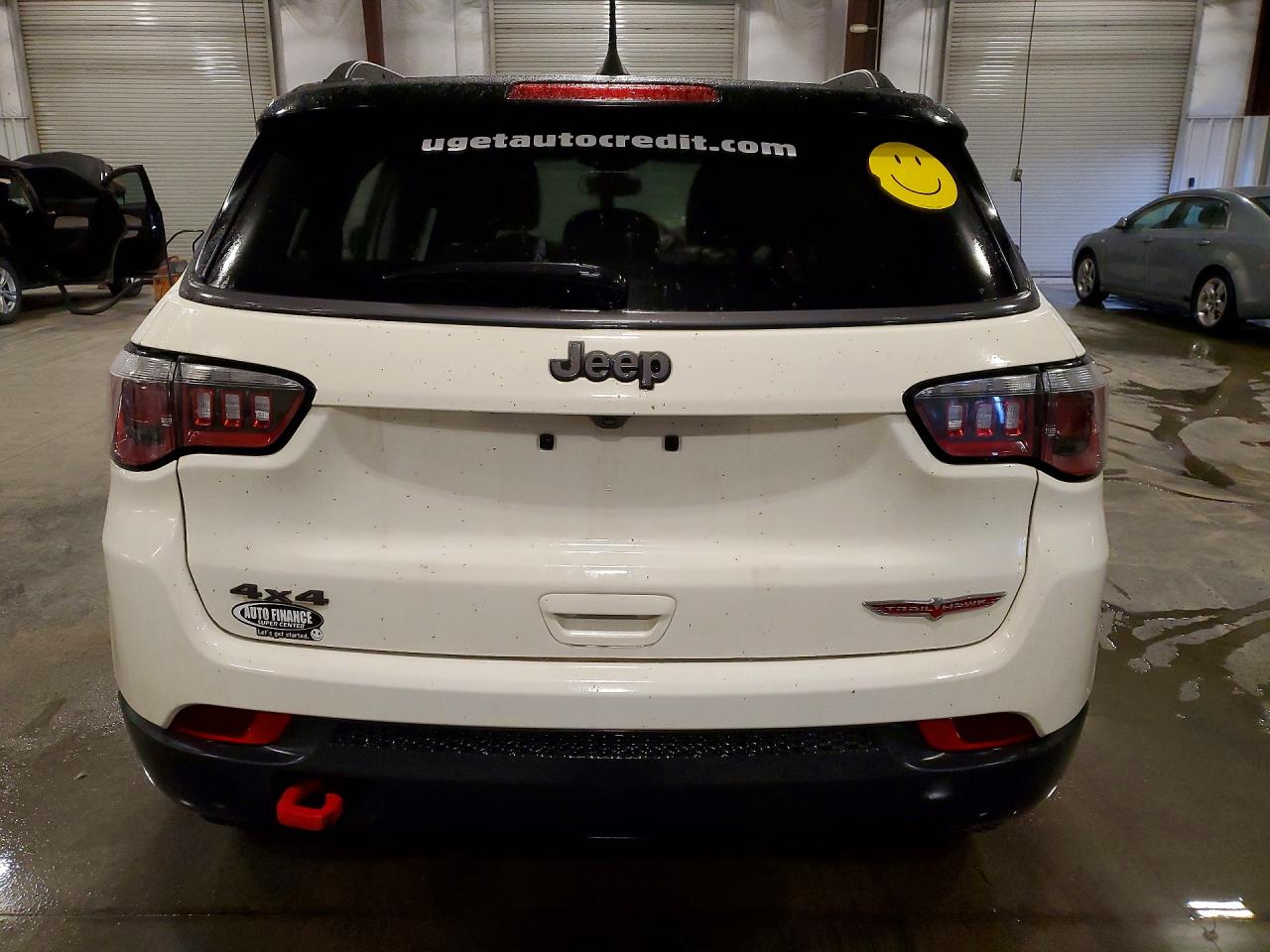 2018 Jeep Compass Trailhawk White vin: 3C4NJDDB2JT424208