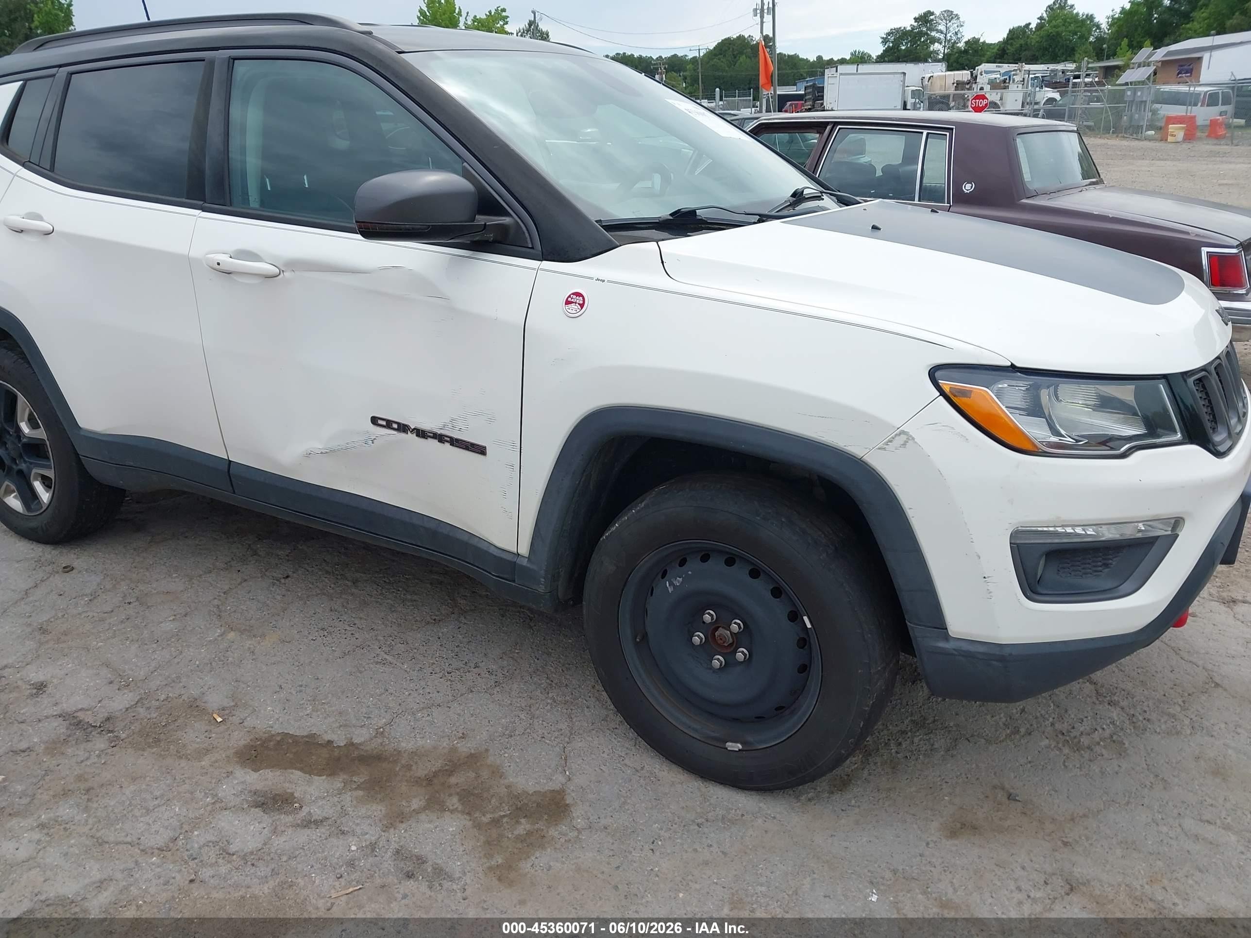 2017 Jeep New Compass Trailhawk 4x4 White vin: 3C4NJDDB3HT624038