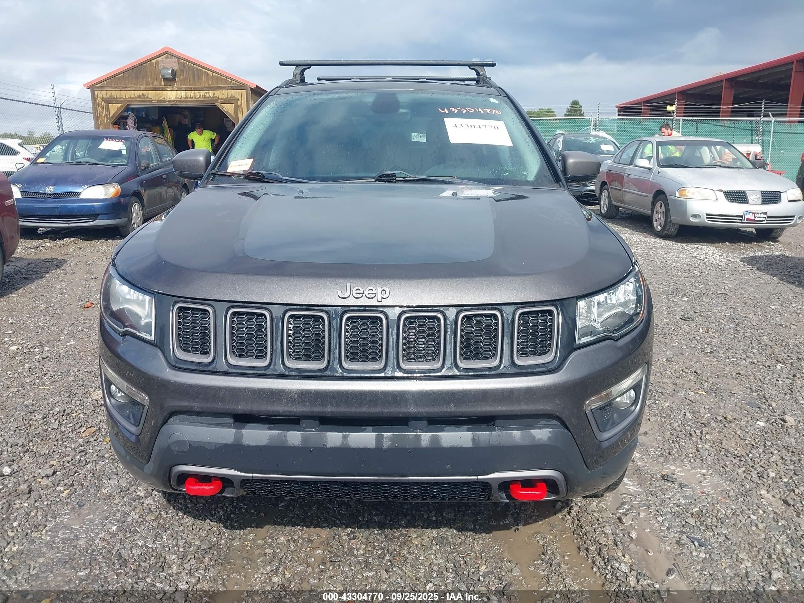 2017 Jeep New Compass Trailhawk 4x4 Серый vin: 3C4NJDDB3HT675054