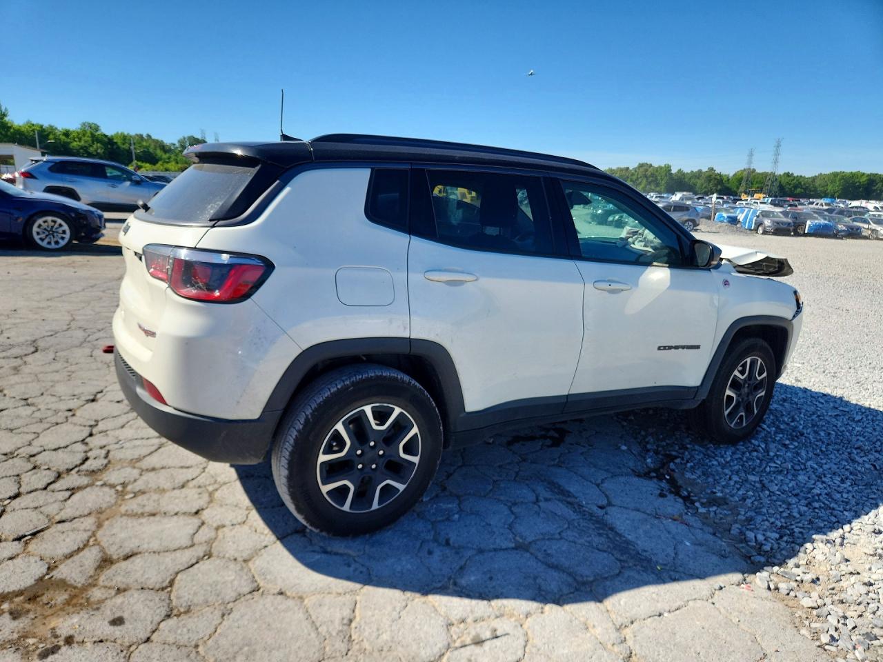 2019 Jeep Compass Trailhawk White vin: 3C4NJDDB3KT786243