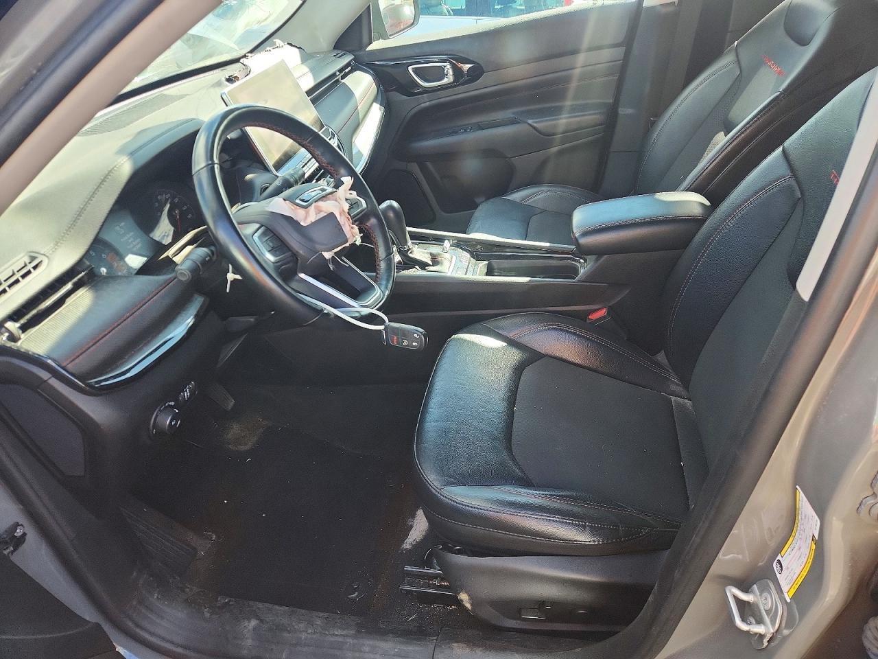 2022 Jeep Compass Trailhawk Gray vin: 3C4NJDDB3NT190134
