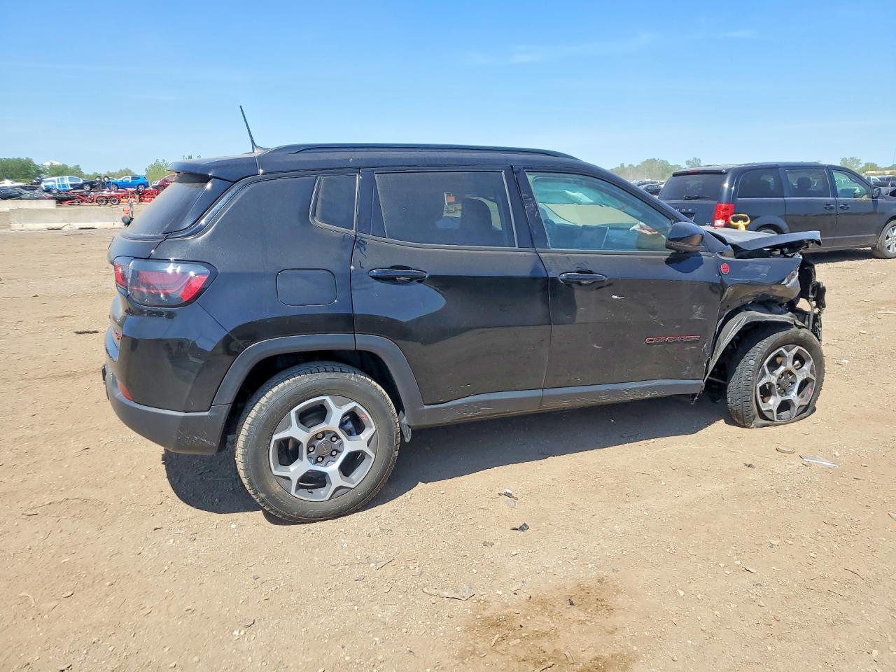 2022 Jeep Compass Trailhawk Black vin: 3C4NJDDB3NT227327