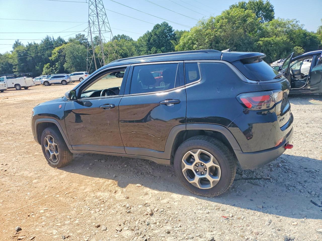 2022 Jeep Compass Trailhawk Black vin: 3C4NJDDB4NT143758