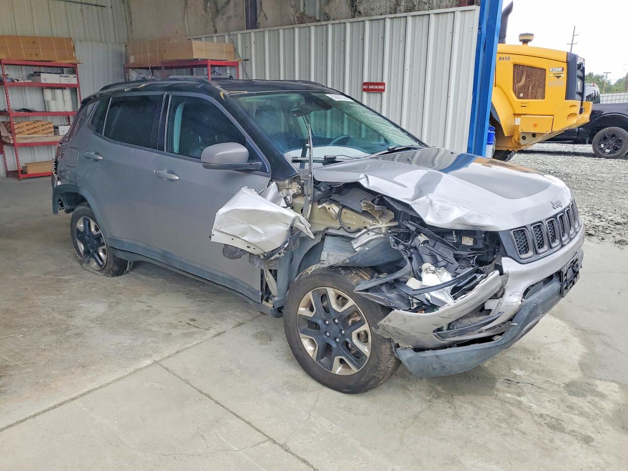 2017 Jeep Compass Trailhawk Серый vin: 3C4NJDDB8HT640414