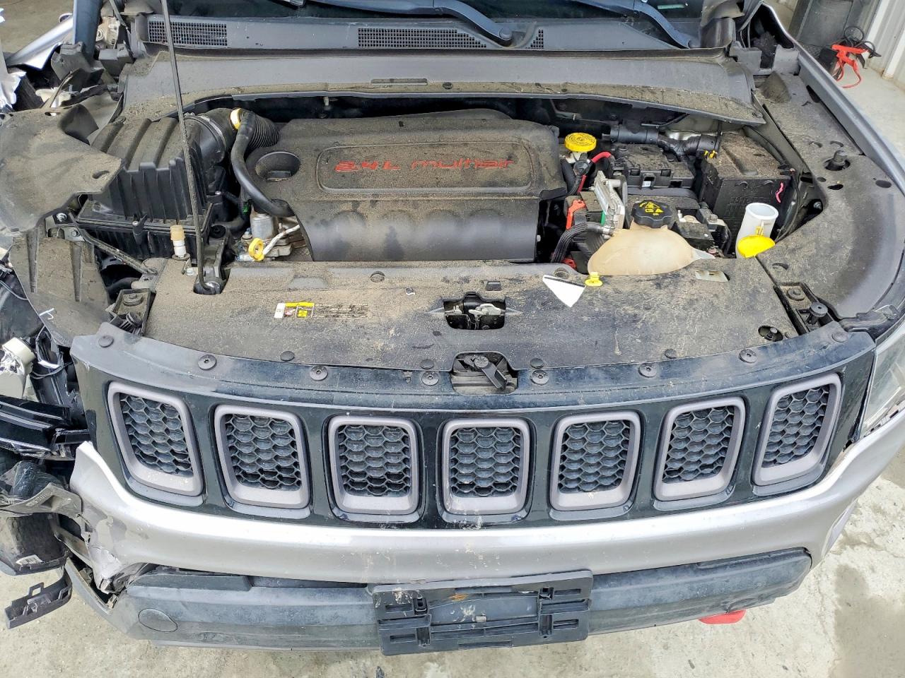 2017 Jeep Compass Trailhawk Серый vin: 3C4NJDDB8HT640414