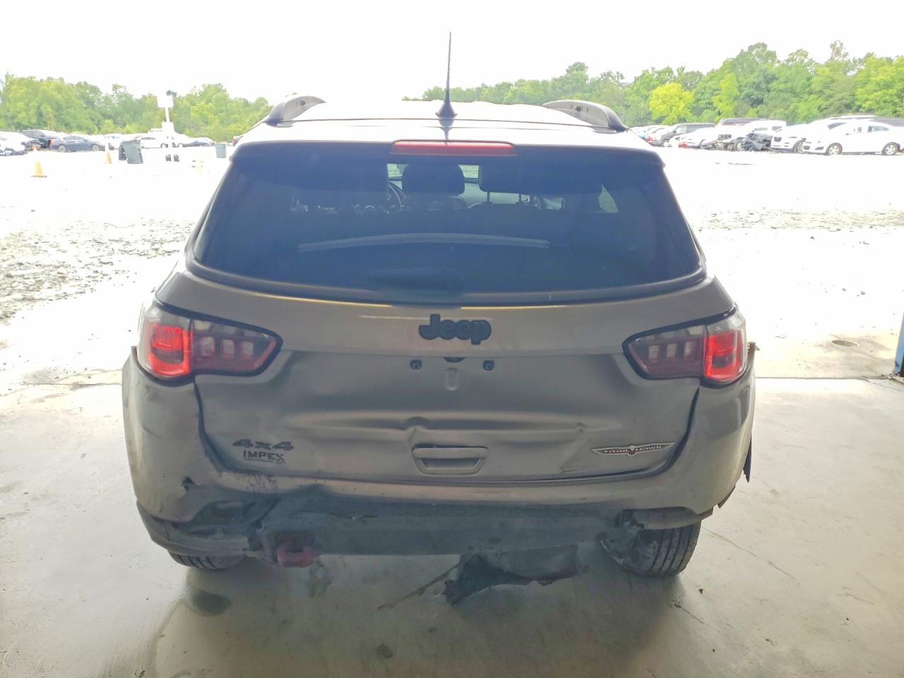 2017 Jeep Compass Trailhawk Серый vin: 3C4NJDDB8HT640414