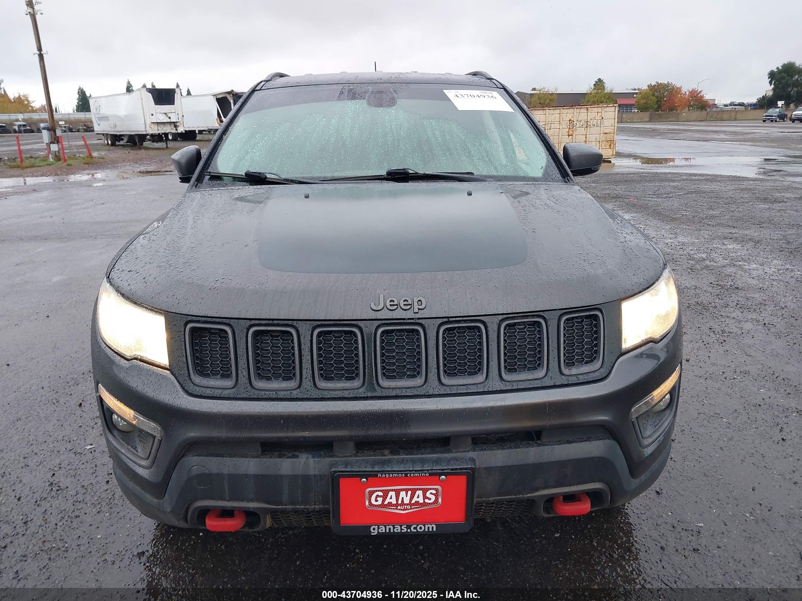 2020 Jeep Compass Trailhawk 4x4 Gray vin: 3C4NJDDB9LT170726